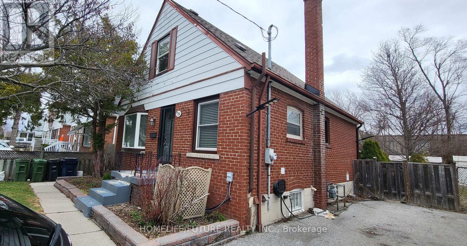 MAIN & 2ND - 79 ELLINGTON DRIVE, Toronto, Ontario