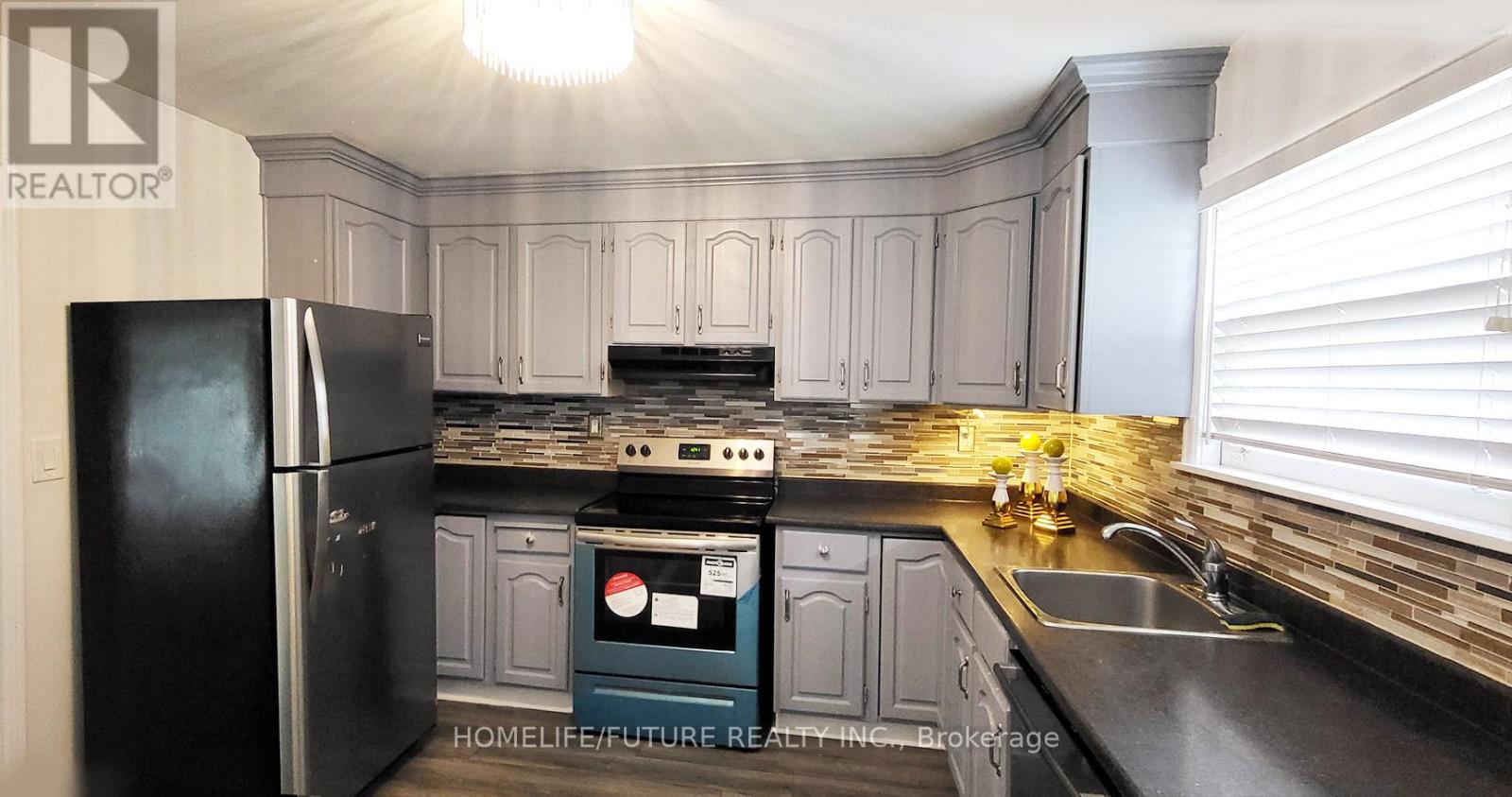 Main & 2nd - 79 Ellington Drive, Toronto, Ontario  M1R 3Y2 - Photo 3 - E13237784