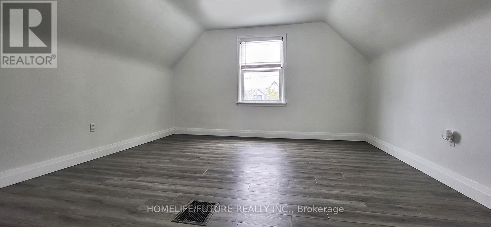 Main & 2nd - 79 Ellington Drive, Toronto, Ontario  M1R 3Y2 - Photo 8 - E13237784