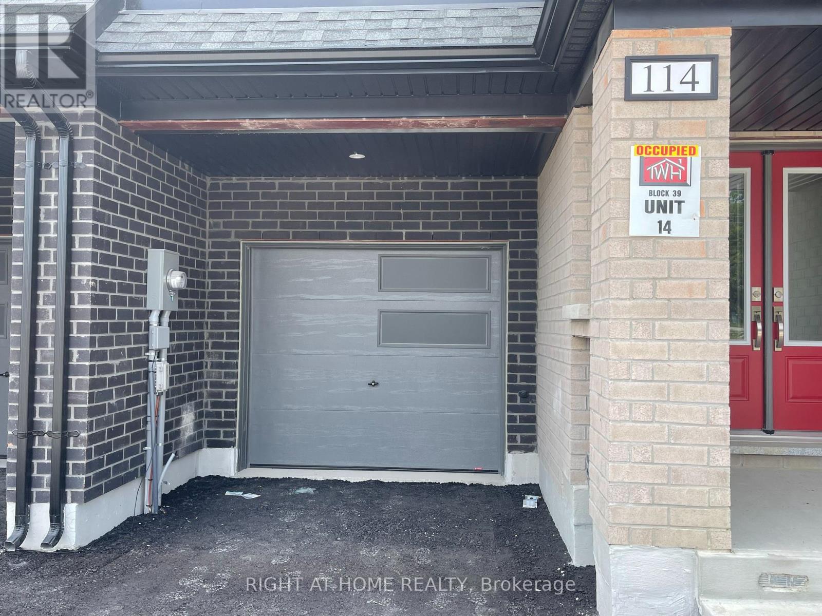 114 Kalinda Road, Newmarket, Ontario  L3X 0M7 - Photo 2 - N13237810