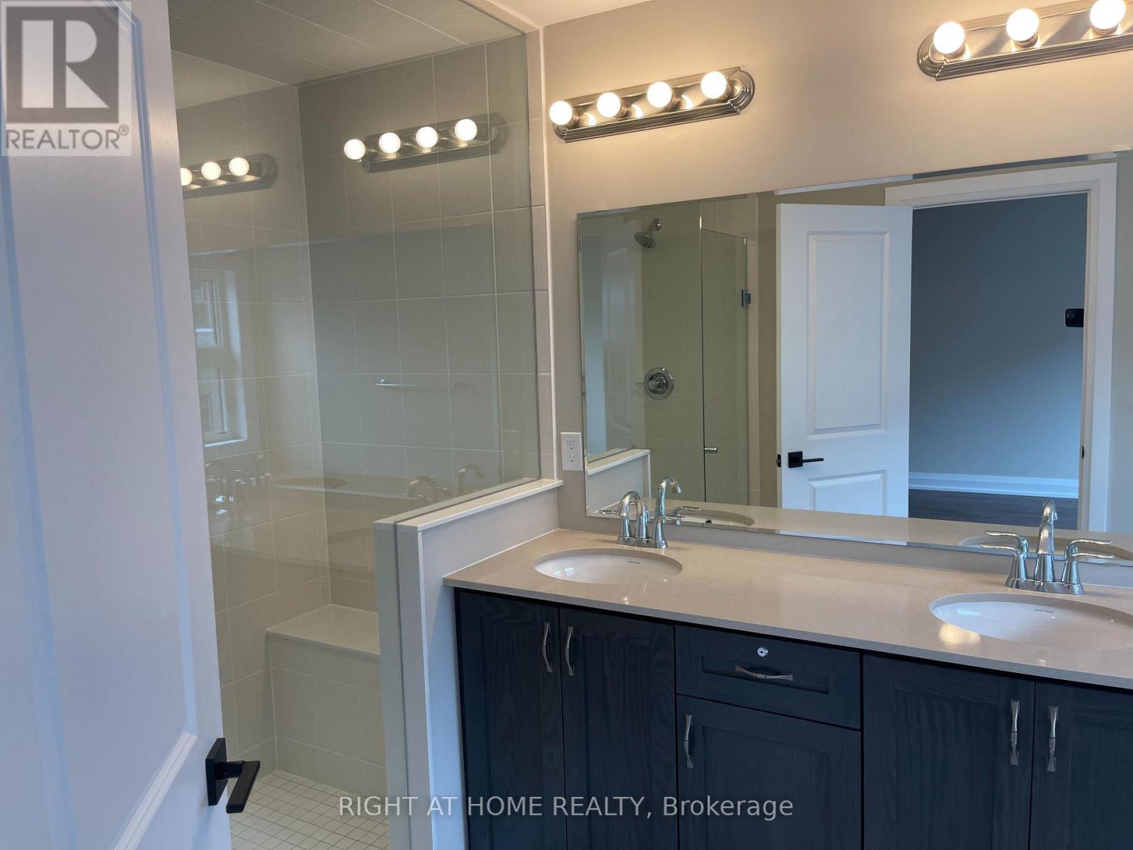 114 Kalinda Road, Newmarket, Ontario  L3X 0M7 - Photo 23 - N13237810