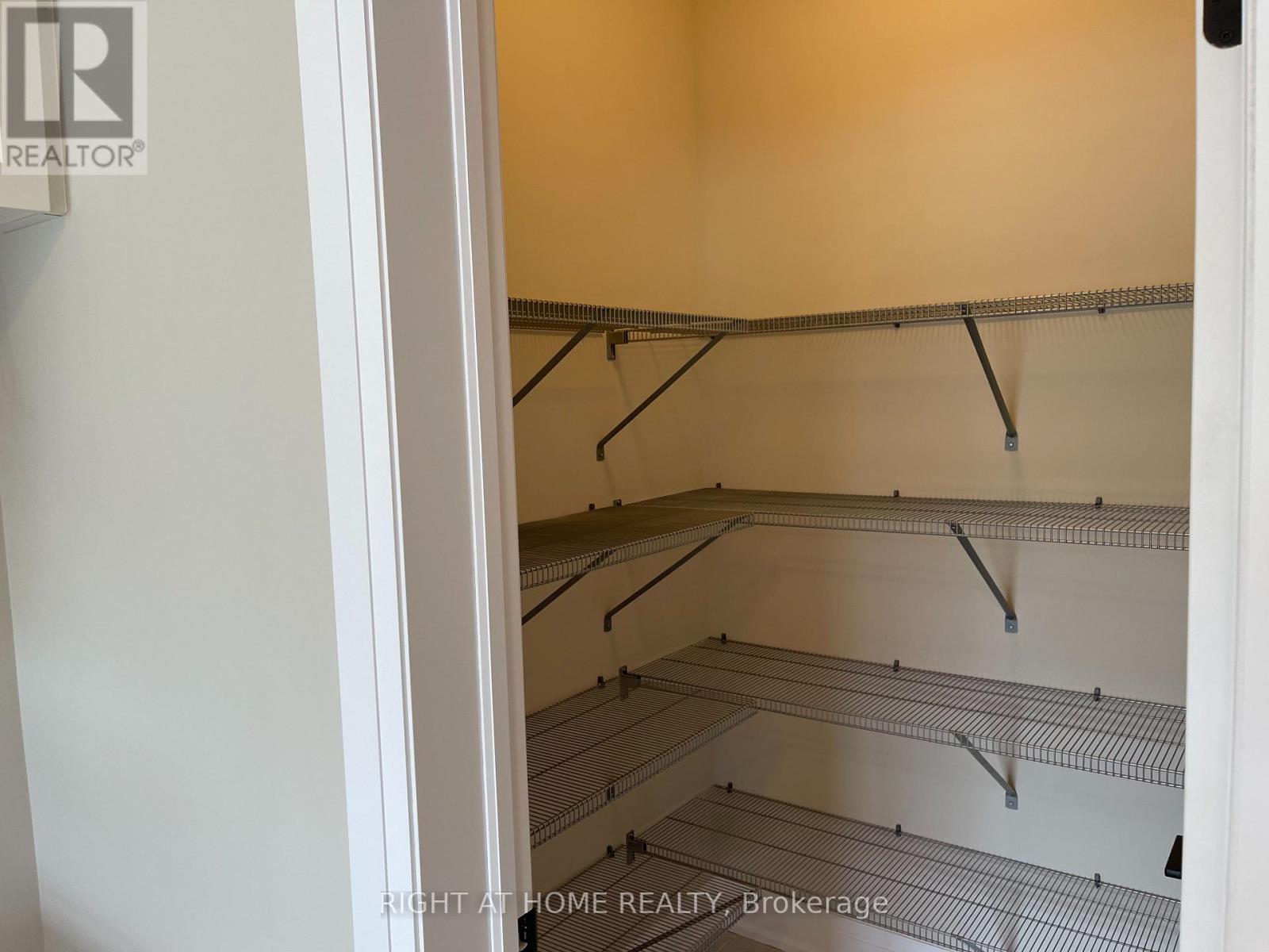 114 Kalinda Road, Newmarket, Ontario  L3X 0M7 - Photo 25 - N13237810