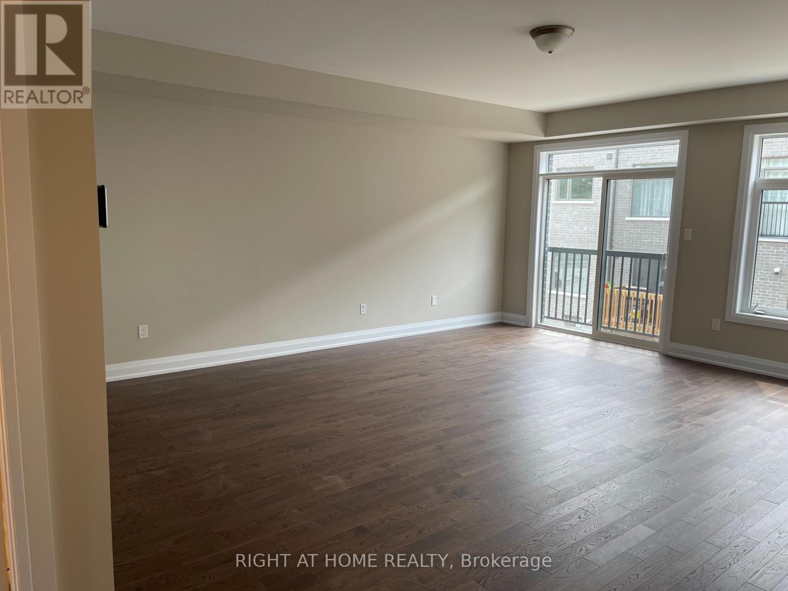 114 Kalinda Road, Newmarket, Ontario  L3X 0M7 - Photo 8 - N13237810