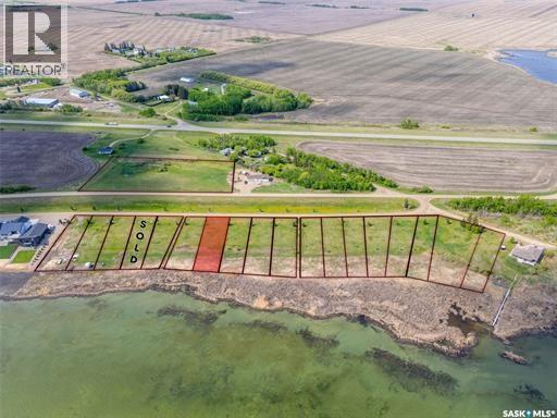 750 Lakeshore Drive, Meota, Saskatchewan  S0M 1X0 - Photo 2 - SK038155