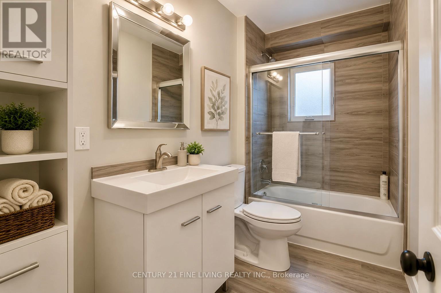 52 Kenwood Avenue, Toronto, Ontario  M6C 2R9 - Photo 14 - C13234252
