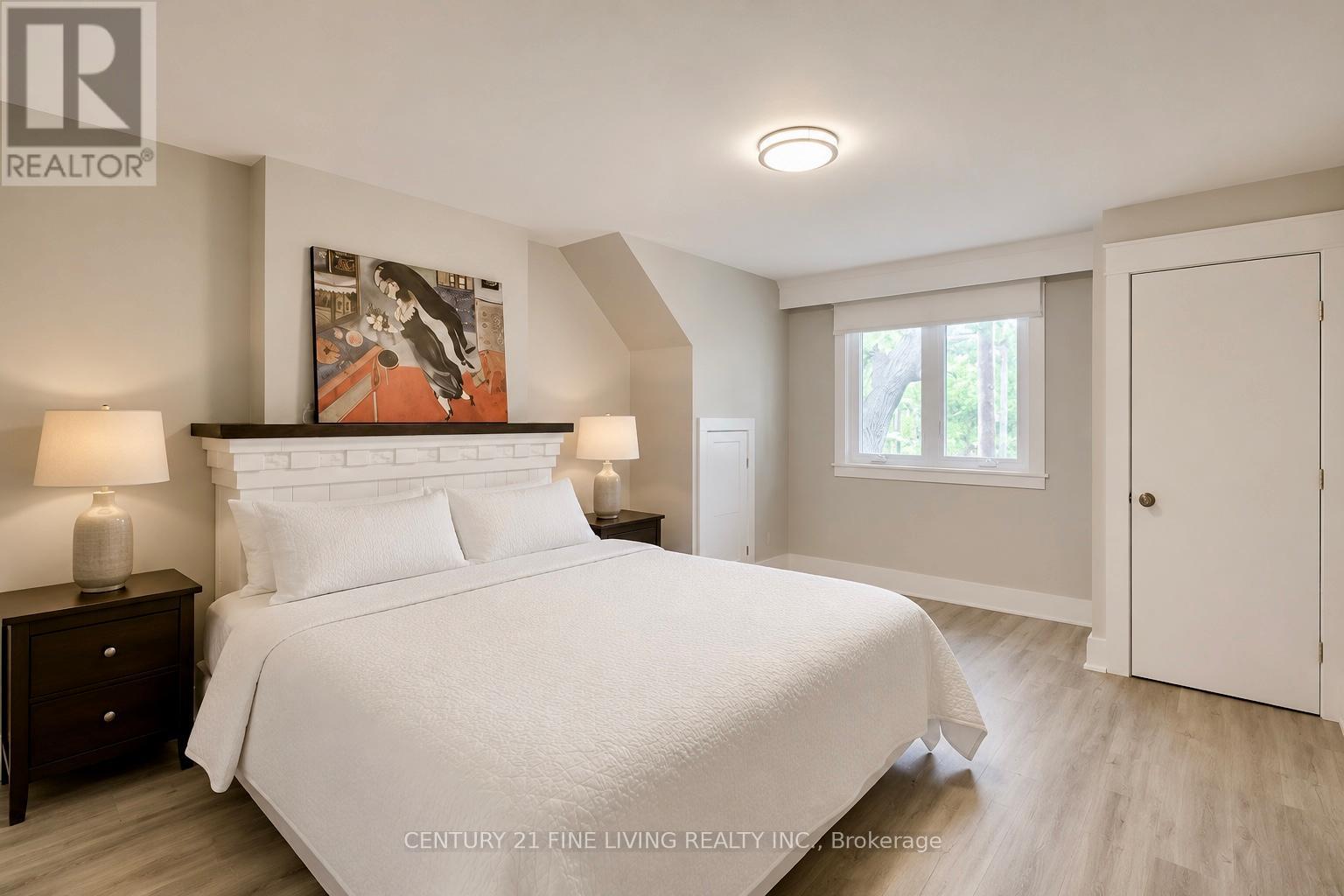 52 Kenwood Avenue, Toronto, Ontario  M6C 2R9 - Photo 6 - C13234252
