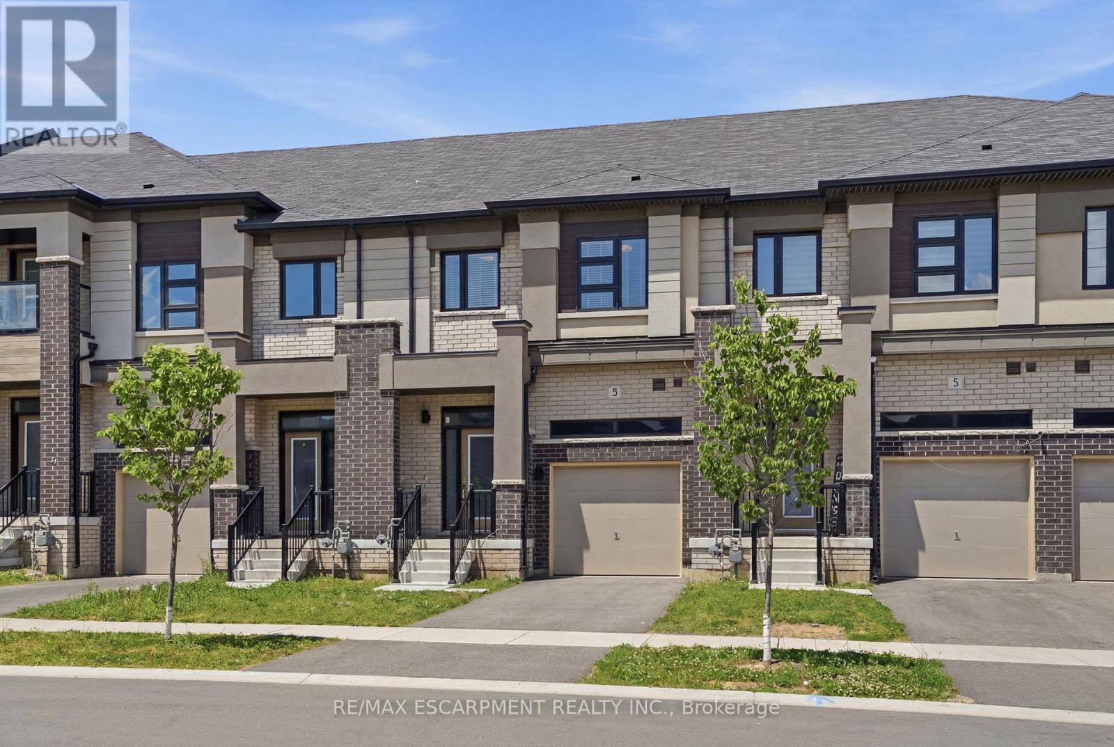 5 George Brier Drive W, Brant, Ontario  N3L 0L2 - Photo 2 - X13237770
