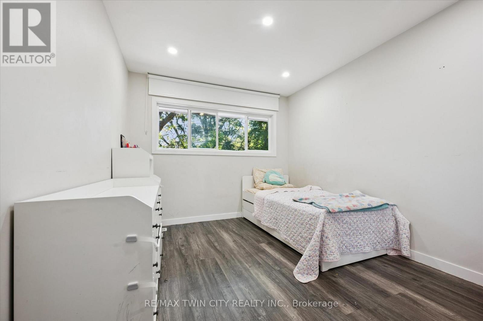 134 Westmount Road E, Kitchener, Ontario  N2M 4Y5 - Photo 15 - X13237778