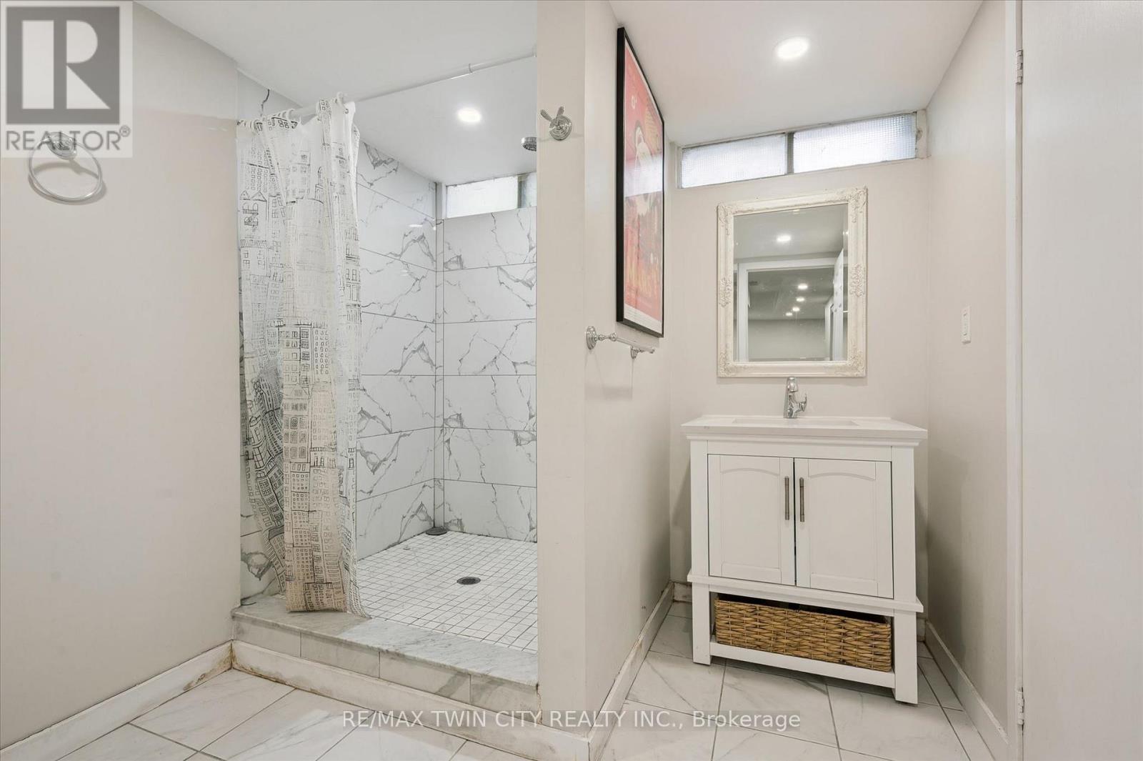 134 Westmount Road E, Kitchener, Ontario  N2M 4Y5 - Photo 28 - X13237778