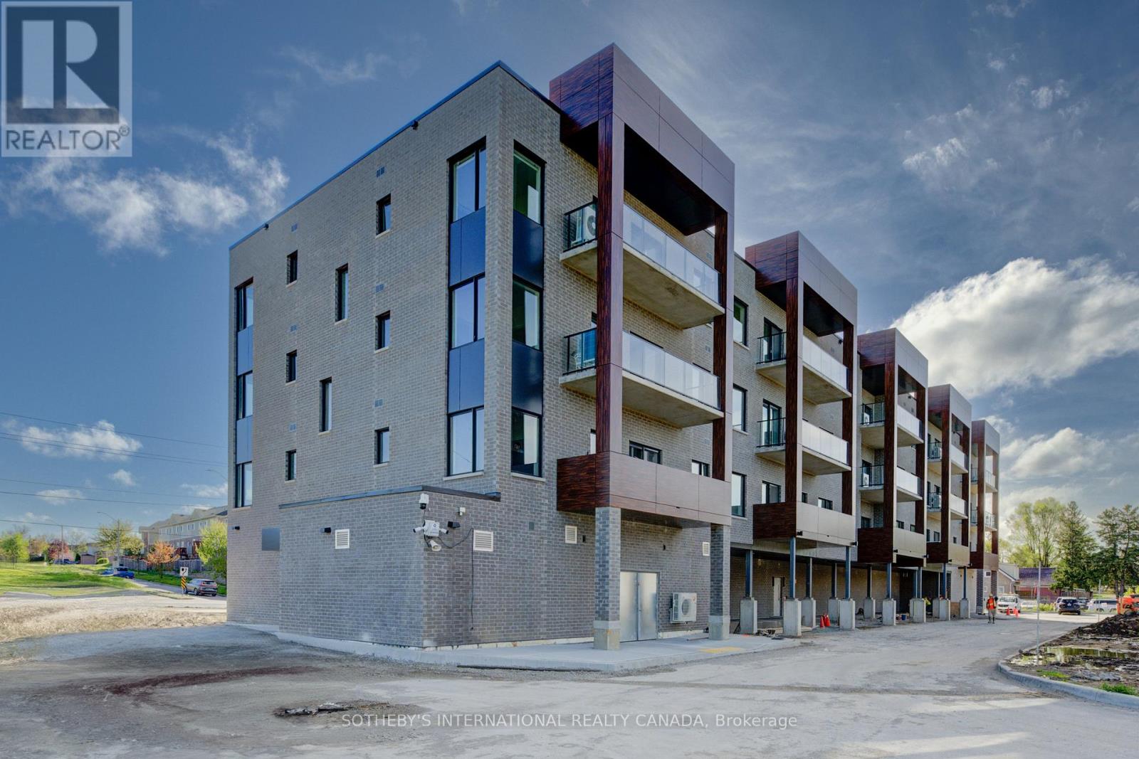 303 - 408 DUNDAS STREET S, Cambridge, Ontario
