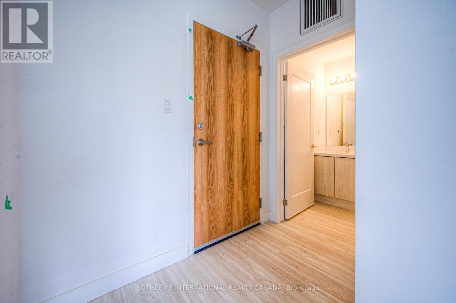 303 - 408 Dundas Street S, Cambridge, Ontario  N1R 8H7 - Photo 2 - X13237816