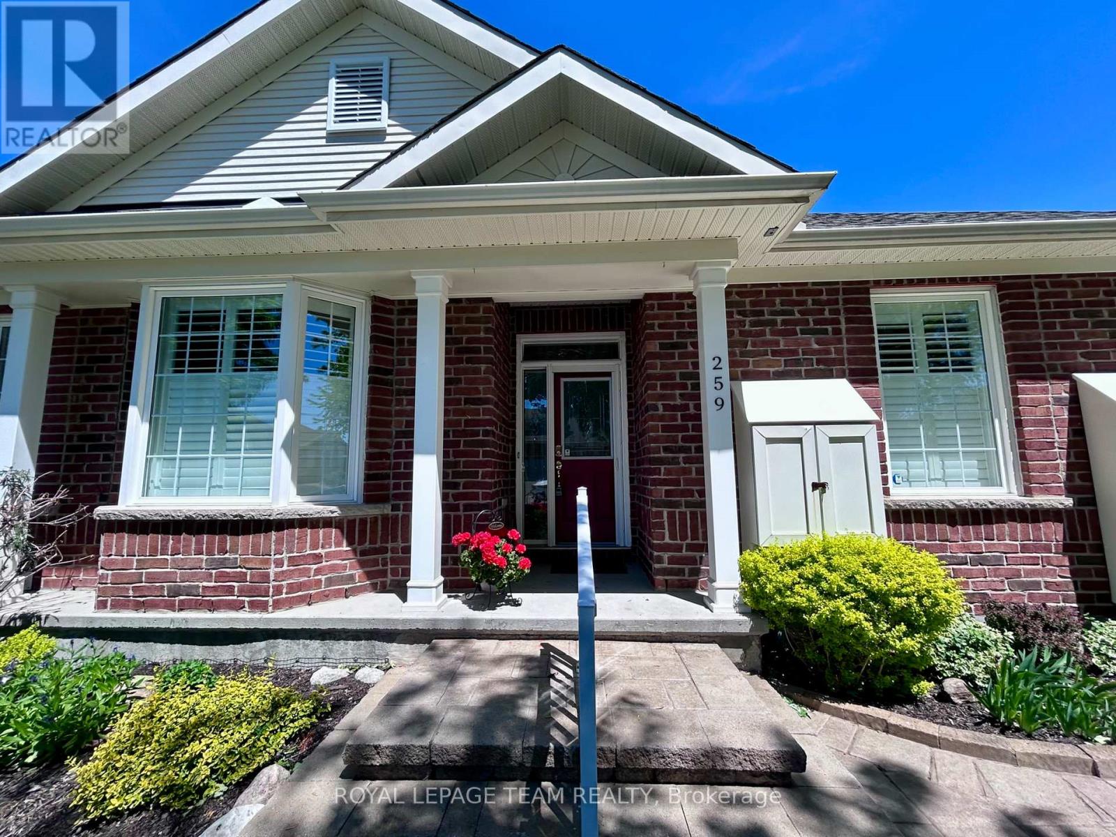 259 CAIRNSMORE CIRCLE, Ottawa, Ontario