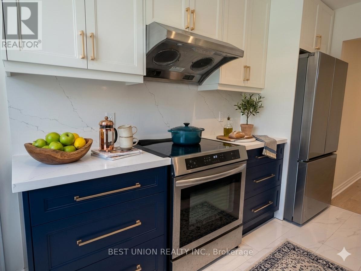 811 Grandview Way, Toronto, Ontario  M2N 6V5 - Photo 5 - C13237822