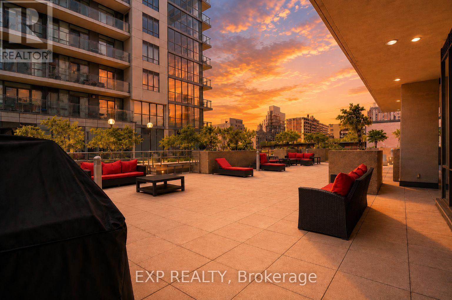 404 - 500 St Clair Avenue W, Toronto, Ontario  M6C 1A8 - Photo 25 - C13237854