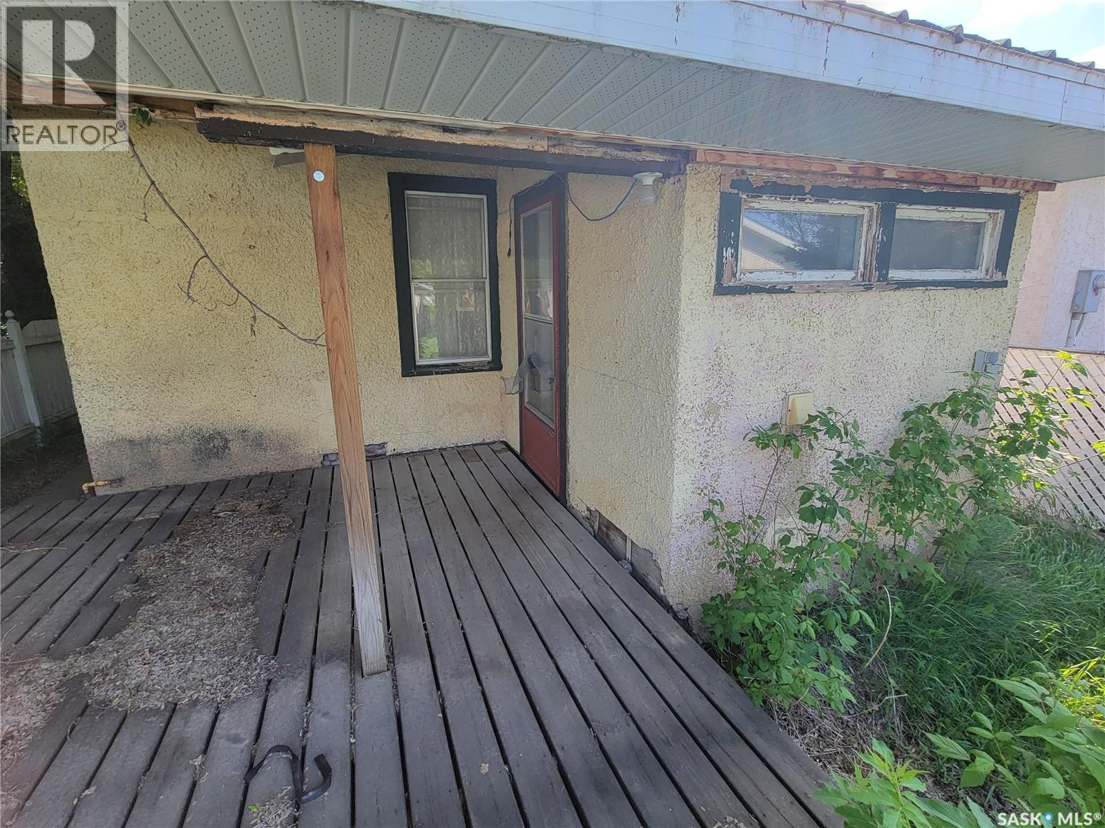 223 2nd Avenue E, Unity, Saskatchewan  S0K 4L0 - Photo 26 - SK037922