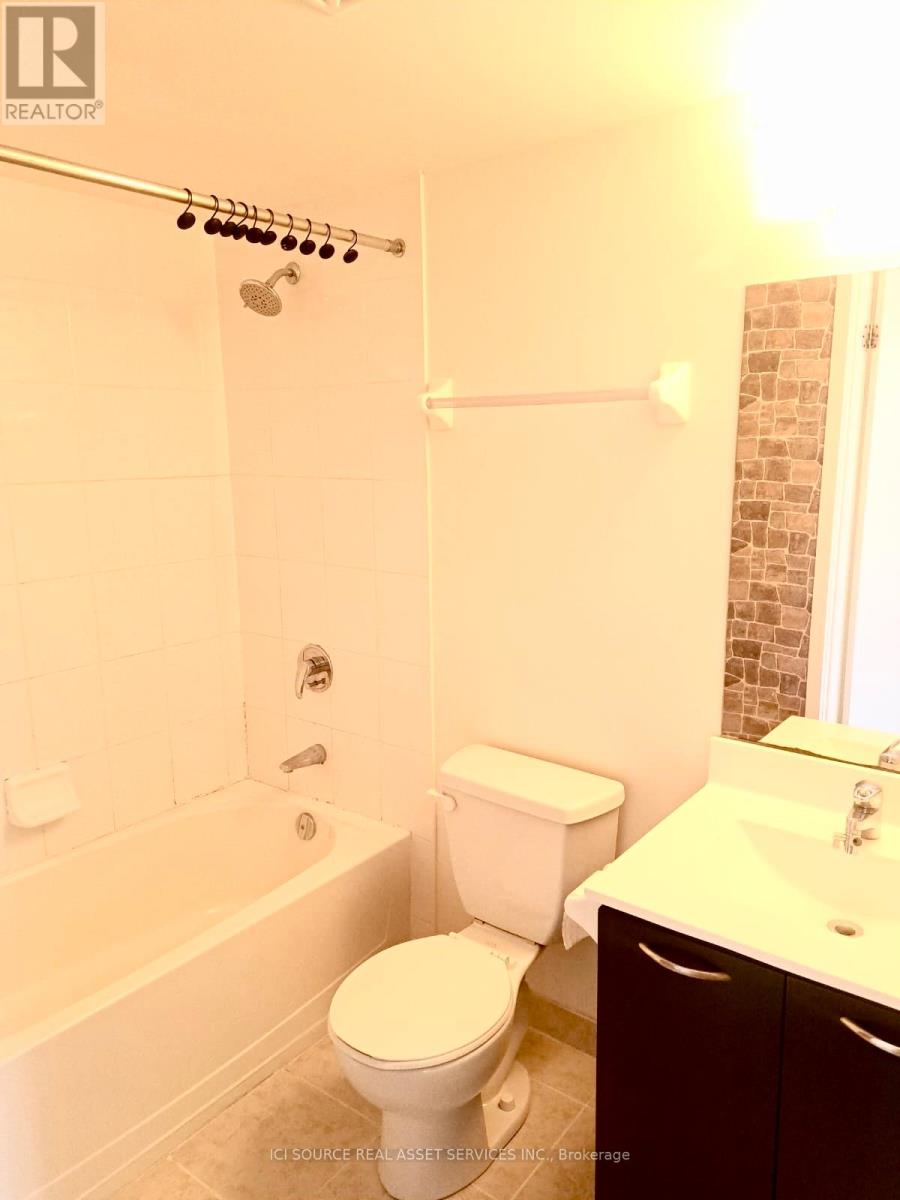 719 - 38 Joe Shuster Way, Toronto, Ontario  M6K 0A5 - Photo 6 - W13219300