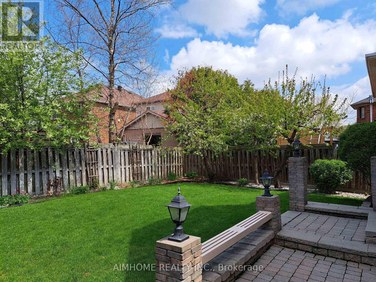 3295 Bloomfield Drive, Mississauga, Ontario  L5N 6X7 - Photo 41 - W13147486