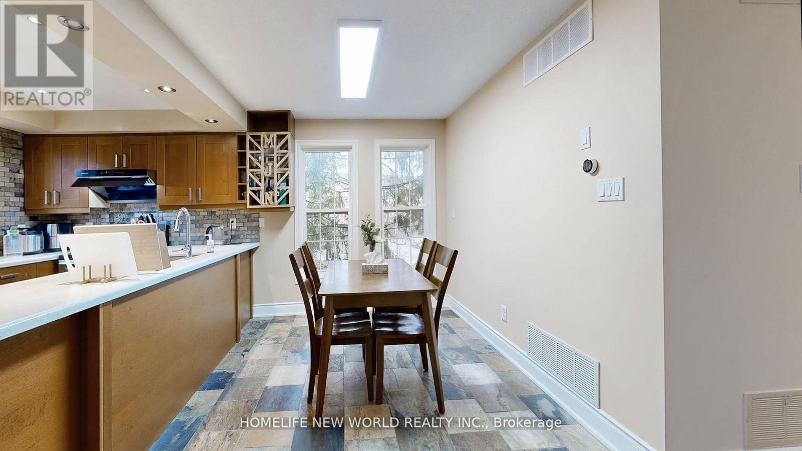 20 - 52 Wyatt Lane, Aurora, Ontario  L4G 7E4 - Photo 11 - N13237834
