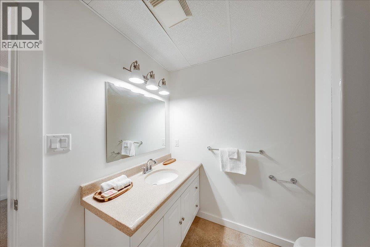 1214 Heather Place, Trail, British Columbia  V1R 4Y2 - Photo 40 - 10389869