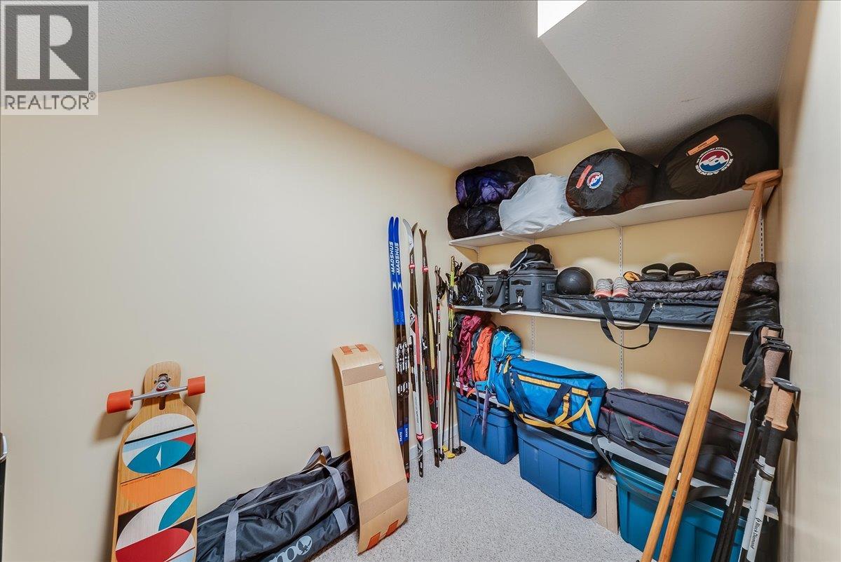 1214 Heather Place, Trail, British Columbia  V1R 4Y2 - Photo 42 - 10389869