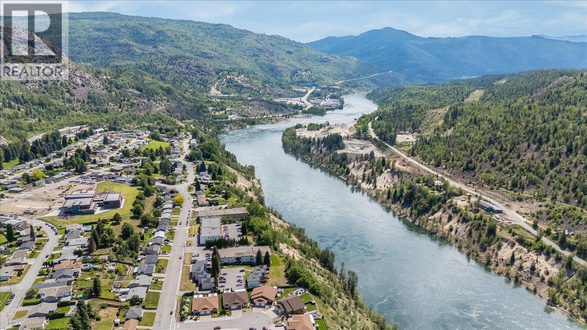 1214 Heather Place, Trail, British Columbia  V1R 4Y2 - Photo 63 - 10389869