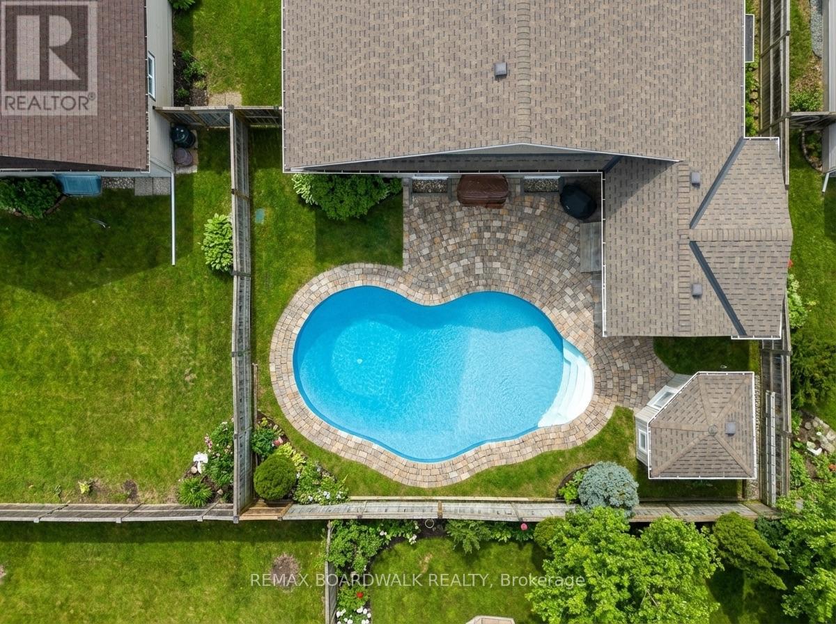 36 Sinclair Avenue, Carleton Place, Ontario  K7C 4V3 - Photo 3 - X13237918