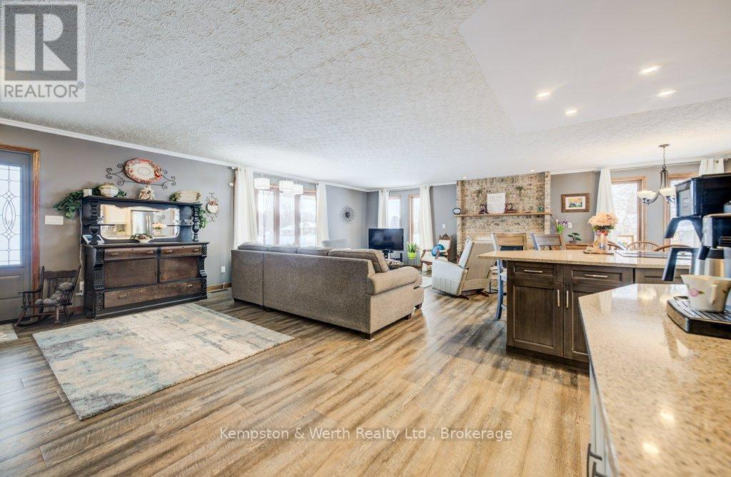1a Crawford Street, North Huron, Ontario  N0G 2W0 - Photo 20 - X12736422