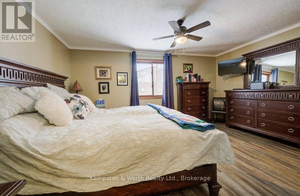 1a Crawford Street, North Huron, Ontario  N0G 2W0 - Photo 29 - X12736422