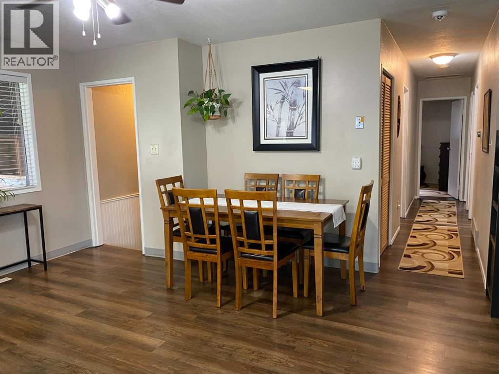 5709 53 Streetclose, Rocky Mountain House, Alberta  T4T 1M6 - Photo 12 - A2316548