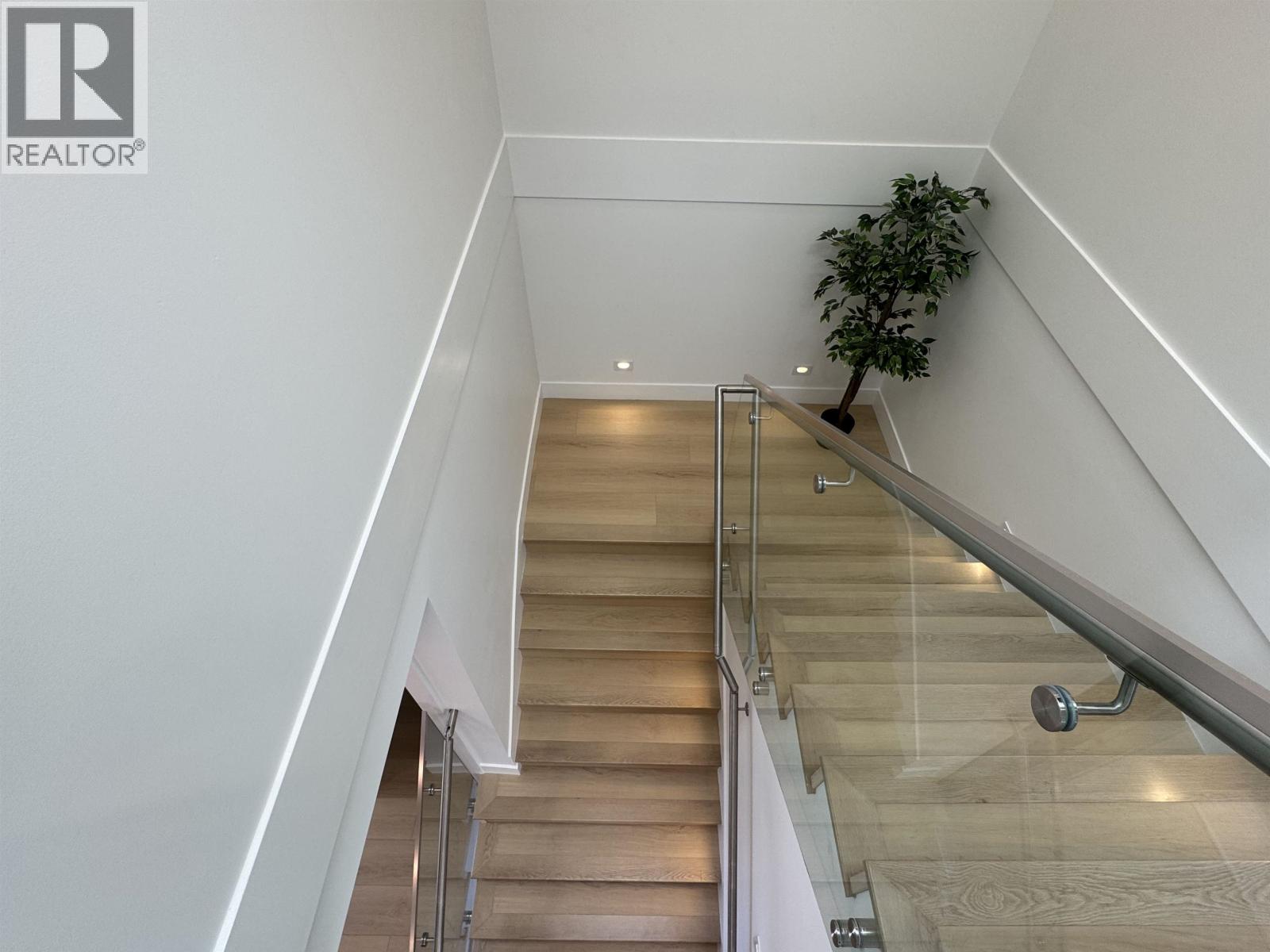967 52a Street, Delta, British Columbia  V4M 3A1 - Photo 10 - R3130905