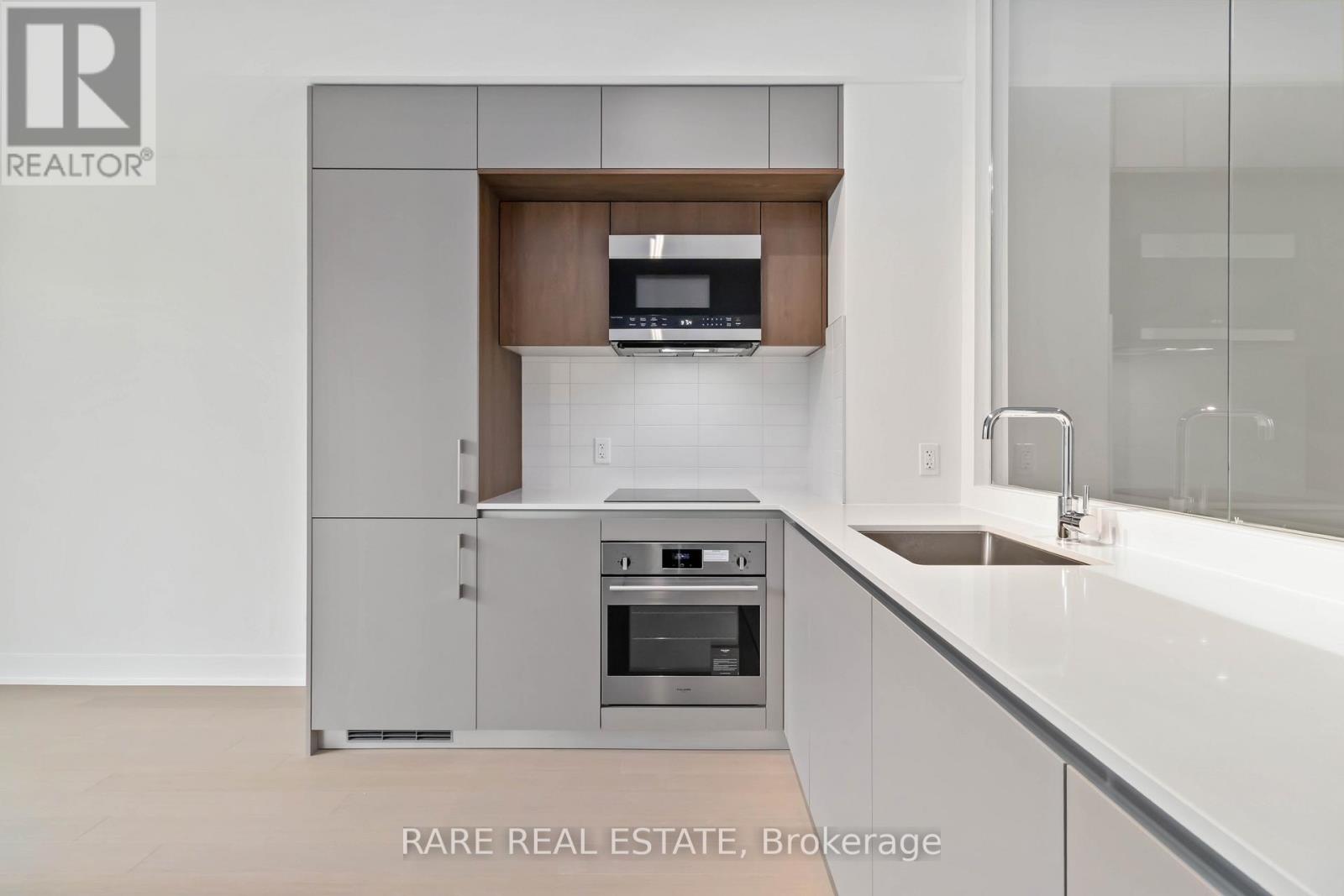 305 - 322 Dupont Street, Toronto, Ontario  M5R 0E3 - Photo 3 - C13237866