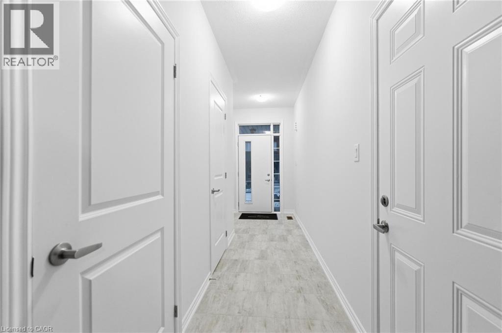 9 Admiral Road, Welland, Ontario  L3B 0H3 - Photo 5 - 40836598