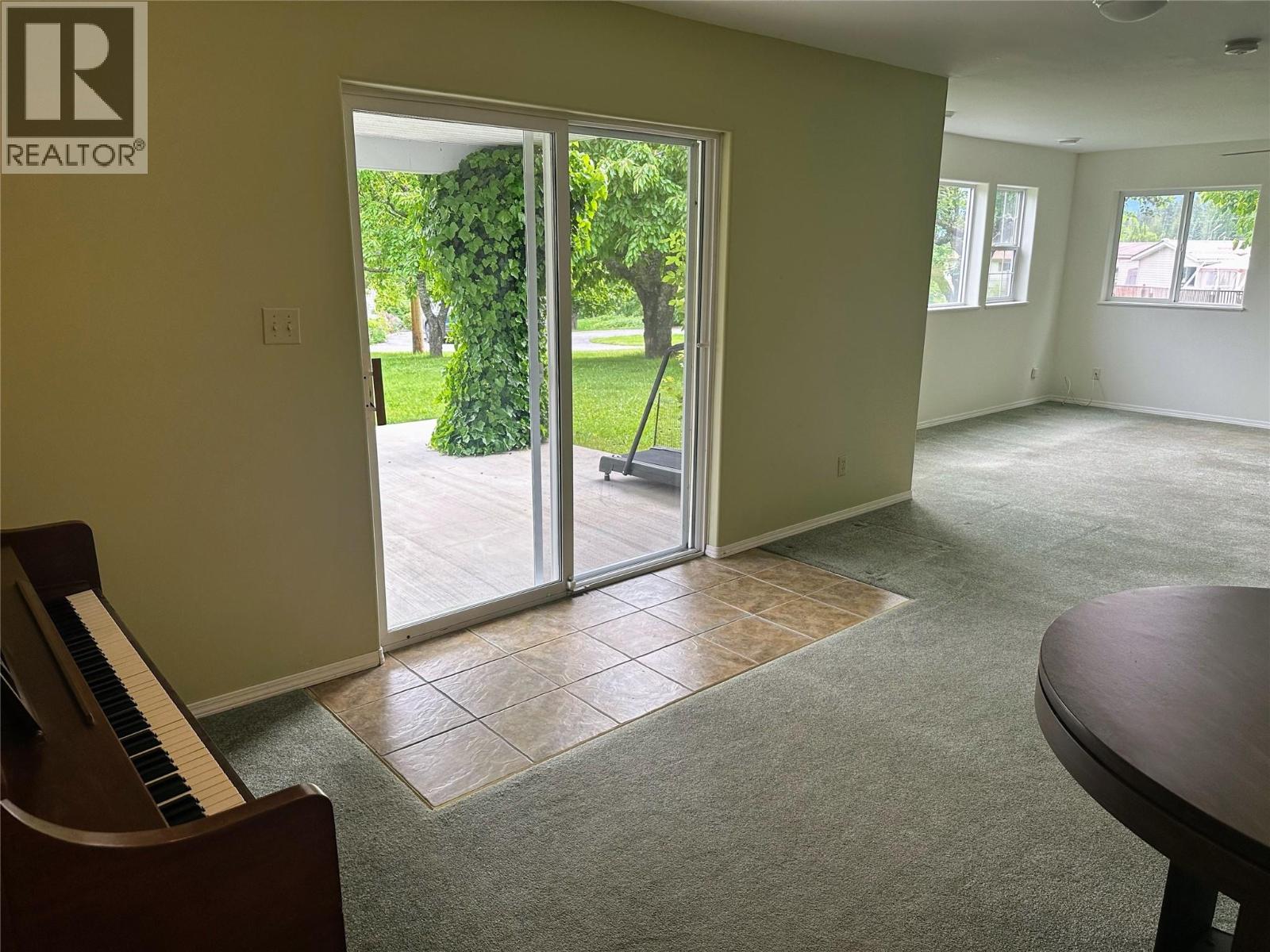5924 Stafford Road, Nelson, British Columbia V1L 6P3 - Photo 45 - 10389832