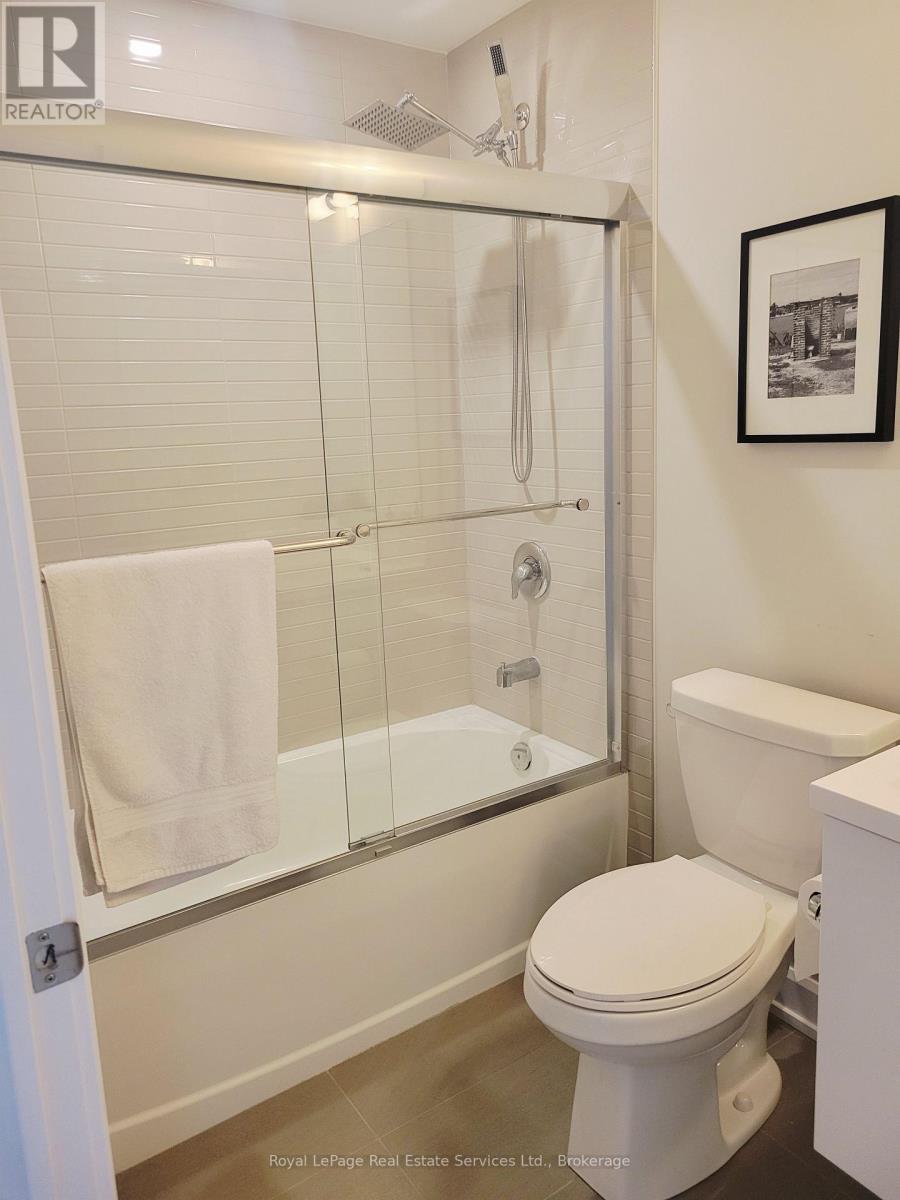 2007 - 3220 William Coltson Avenue, Oakville, Ontario  L6H 7X9 - Photo 17 - W13236212