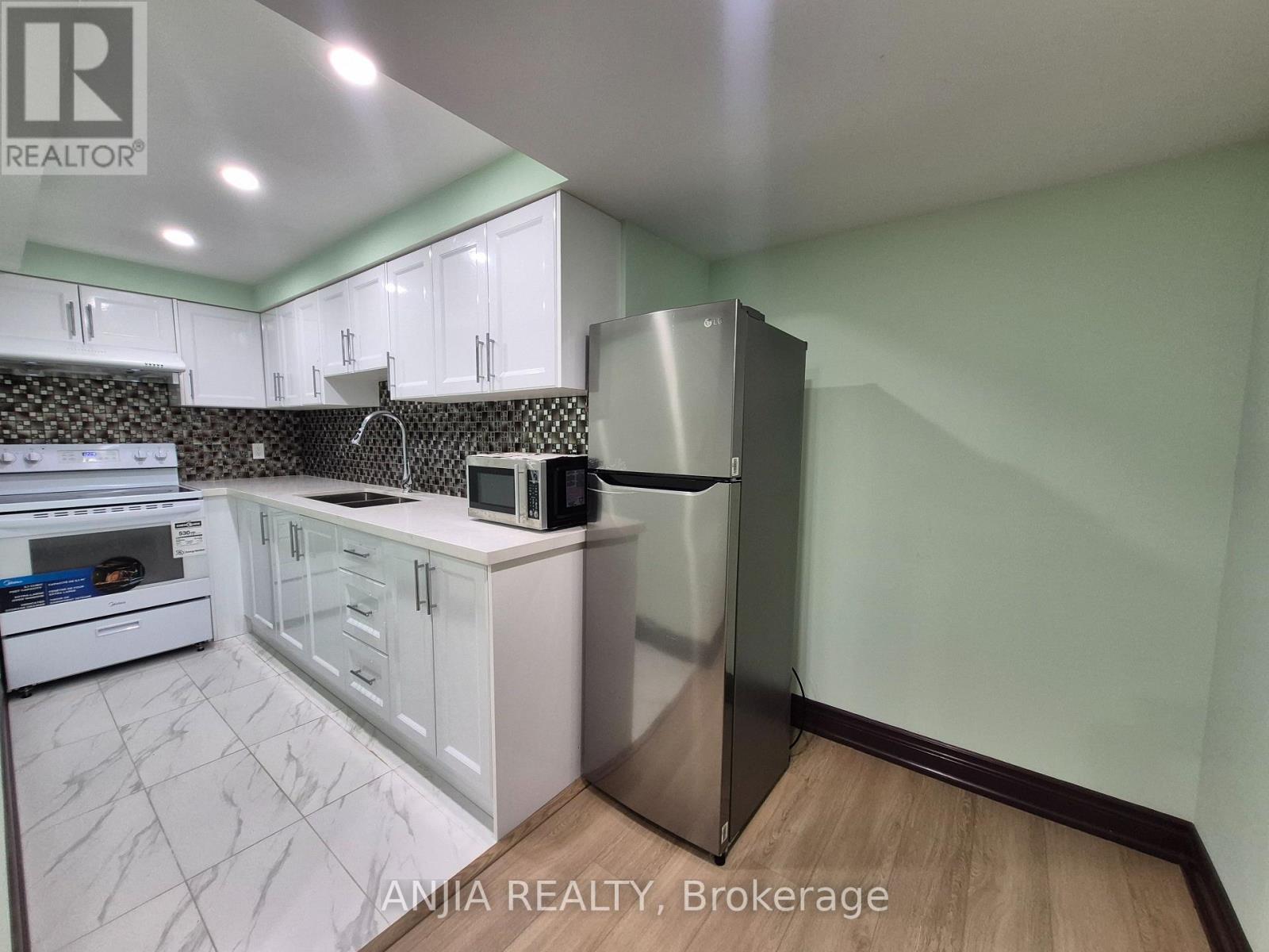 Basement - 742 Hammersly Boulevard, Markham, Ontario  L6E 2B2 - Photo 10 - N13237904