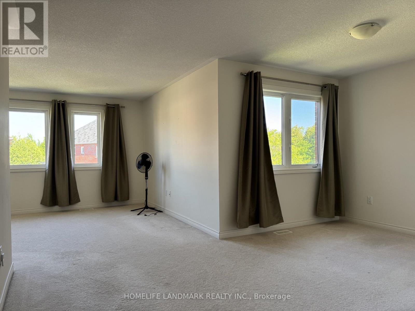 678 West Park Avenue, Bradford West Gwillimbury, Ontario  L3Z 0T9 - Photo 14 - N13237908