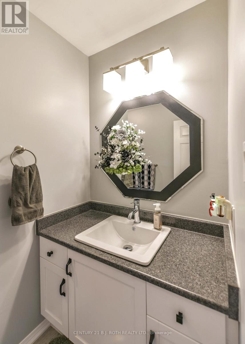 25 Rachael Road, Orillia, Ontario  L3V 7Y3 - Photo 7 - S13237922