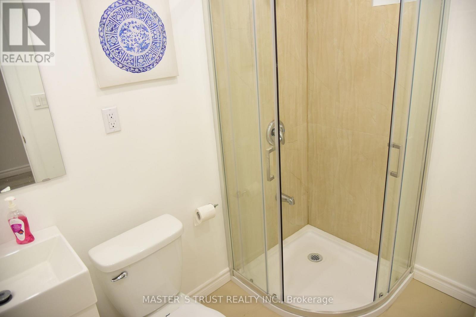 19 Emmett Avenue, Toronto, Ontario  M6M 2E3 - Photo 23 - W13237890