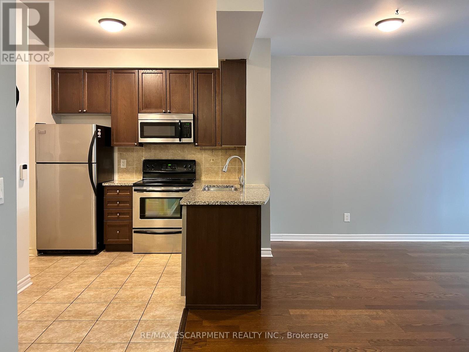 110 - 2391 Central Park Drive, Oakville, Ontario  L6H 0E4 - Photo 5 - W13237900
