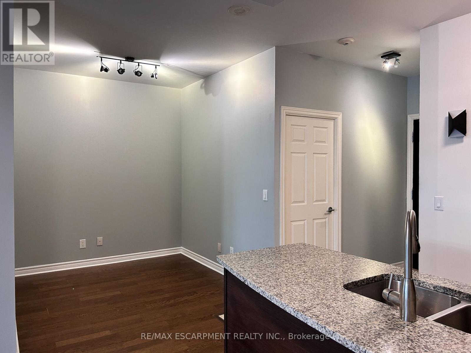 110 - 2391 Central Park Drive, Oakville, Ontario  L6H 0E4 - Photo 9 - W13237900