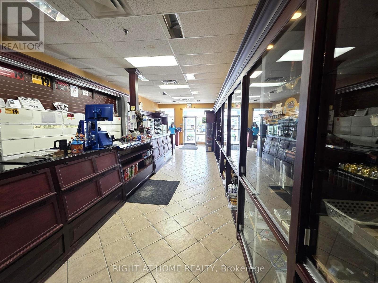 2000 Appleby Line, Burlington, Ontario  L7L 6M6 - Photo 5 - W13237912