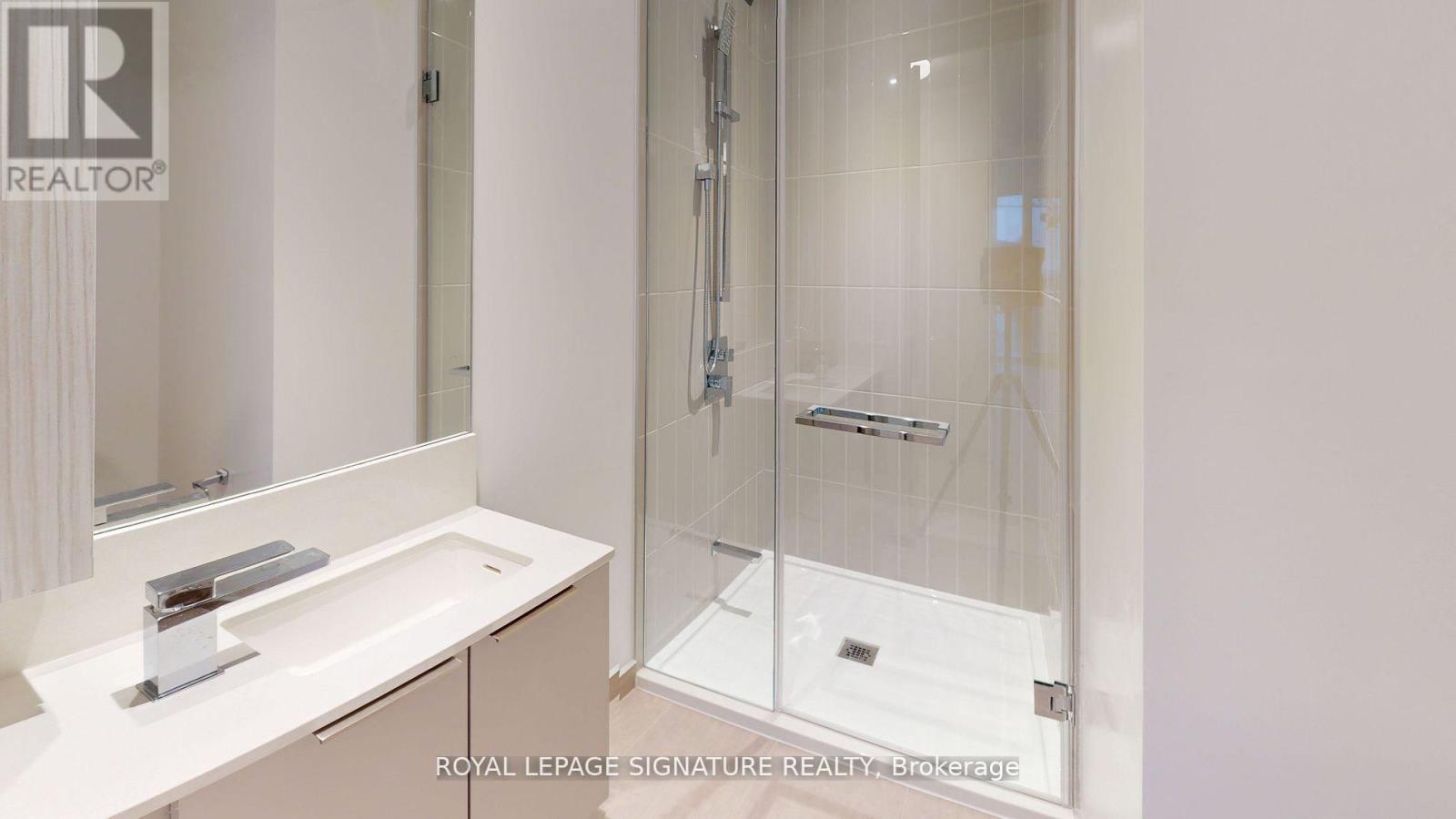2505 - 3900 Confederation Parkway, Mississauga, Ontario  L5B 0M3 - Photo 11 - W13237930
