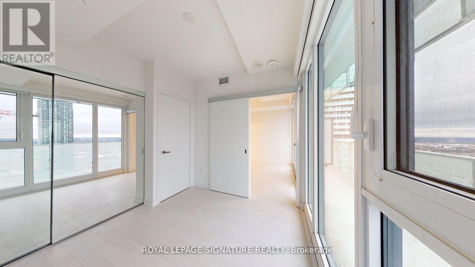 2505 - 3900 Confederation Parkway, Mississauga, Ontario  L5B 0M3 - Photo 24 - W13237930