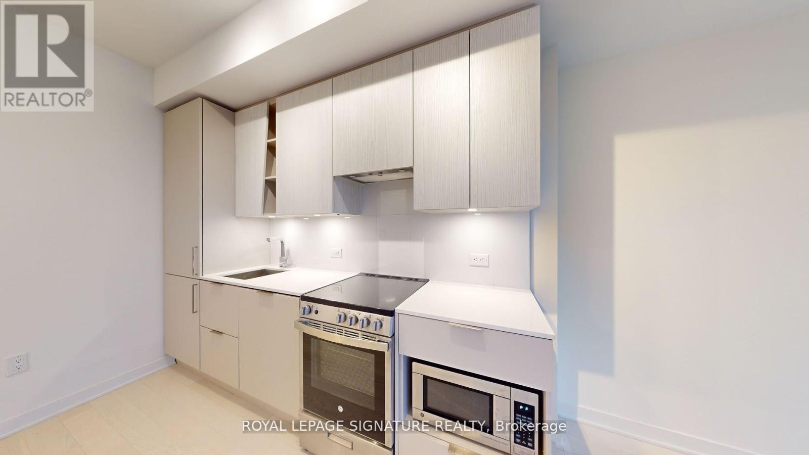2505 - 3900 Confederation Parkway, Mississauga, Ontario  L5B 0M3 - Photo 5 - W13237930