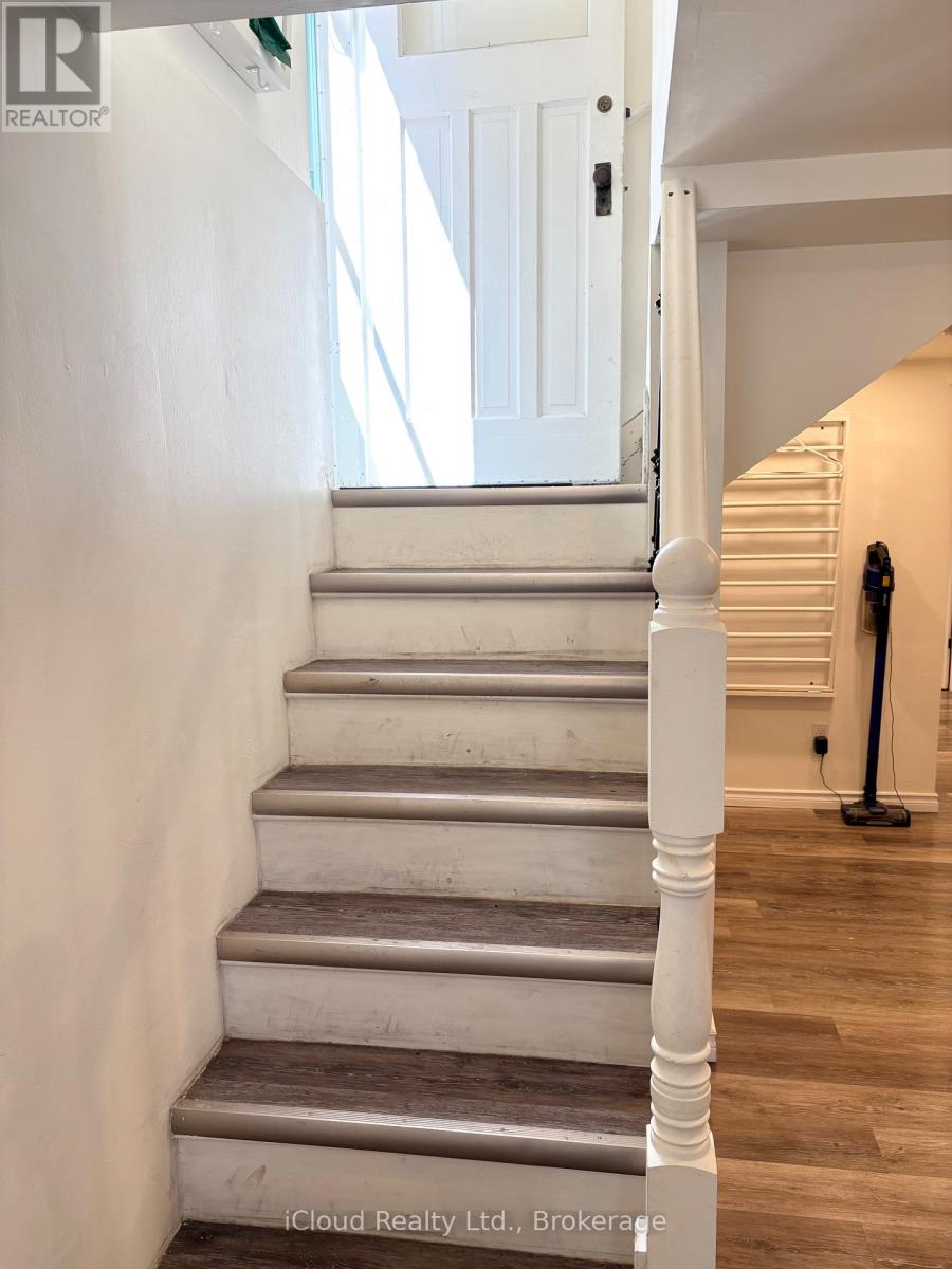105 East 4th Street, Hamilton, Ontario  L9A 2Y3 - Photo 15 - X13237932