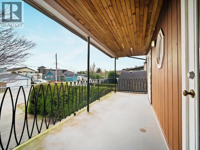 225 67a Street, Delta, British Columbia  V4L 1L2 - Photo 5 - R3130944