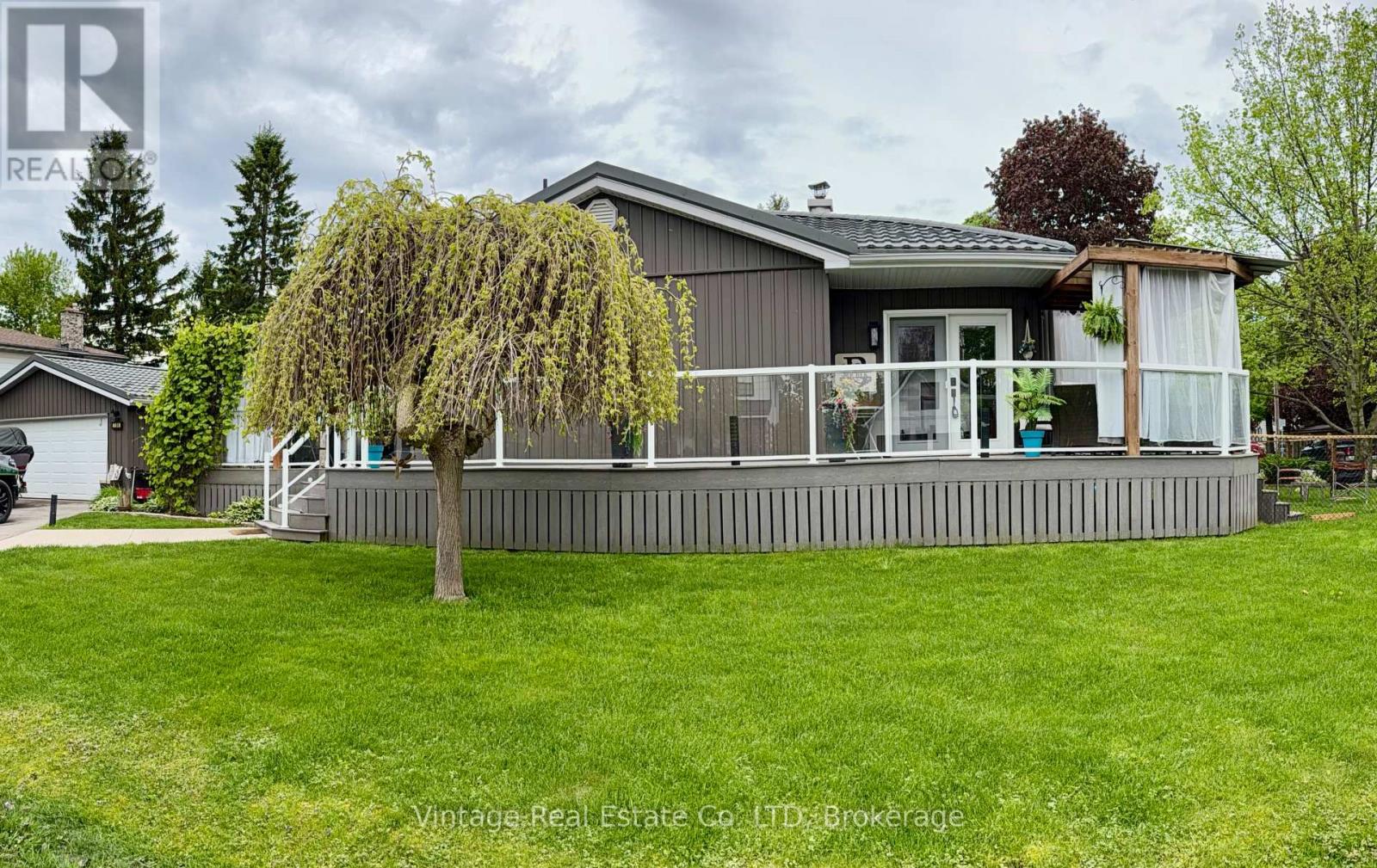 104 Concession Road E, Haldimand, Ontario  N1A 1A1 - Photo 5 - X12789156