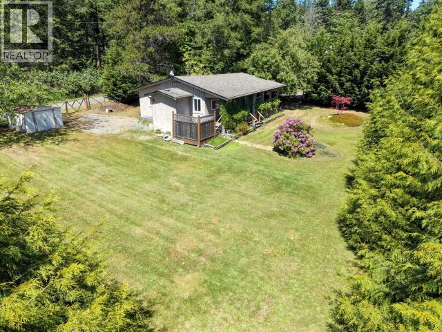 3010 Oak Street, Texada Island, British Columbia   - Photo 23 - 19928