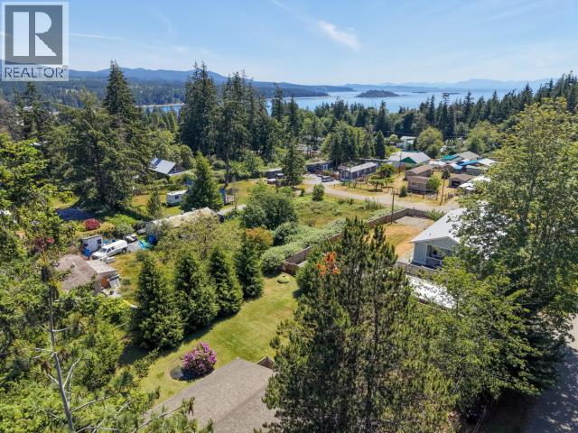 3010 Oak Street, Texada Island, British Columbia   - Photo 3 - 19928