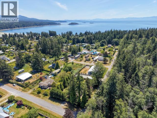 3010 Oak Street, Texada Island, British Columbia   - Photo 33 - 19928